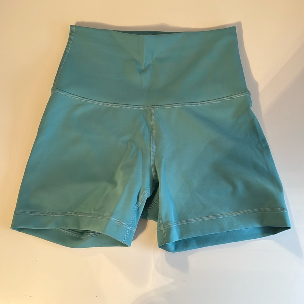 Lululemon teal 3 inch inseam bike shorts size 2